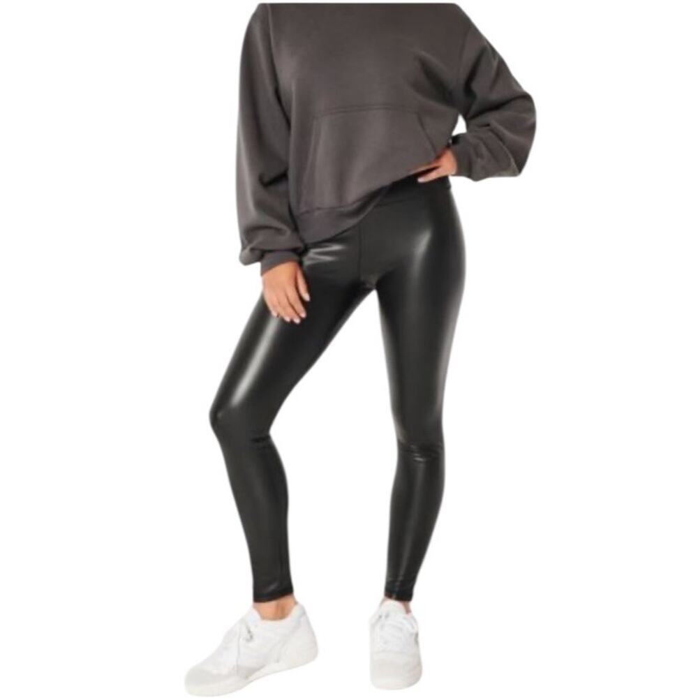 HOLLISTER faux leather fleece lined Pant leggings black Small